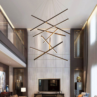 ديكور المنزل الفيلا الشمالية الحديثة إضاءة السلالم LED مع تصميم شنق الفولاذ